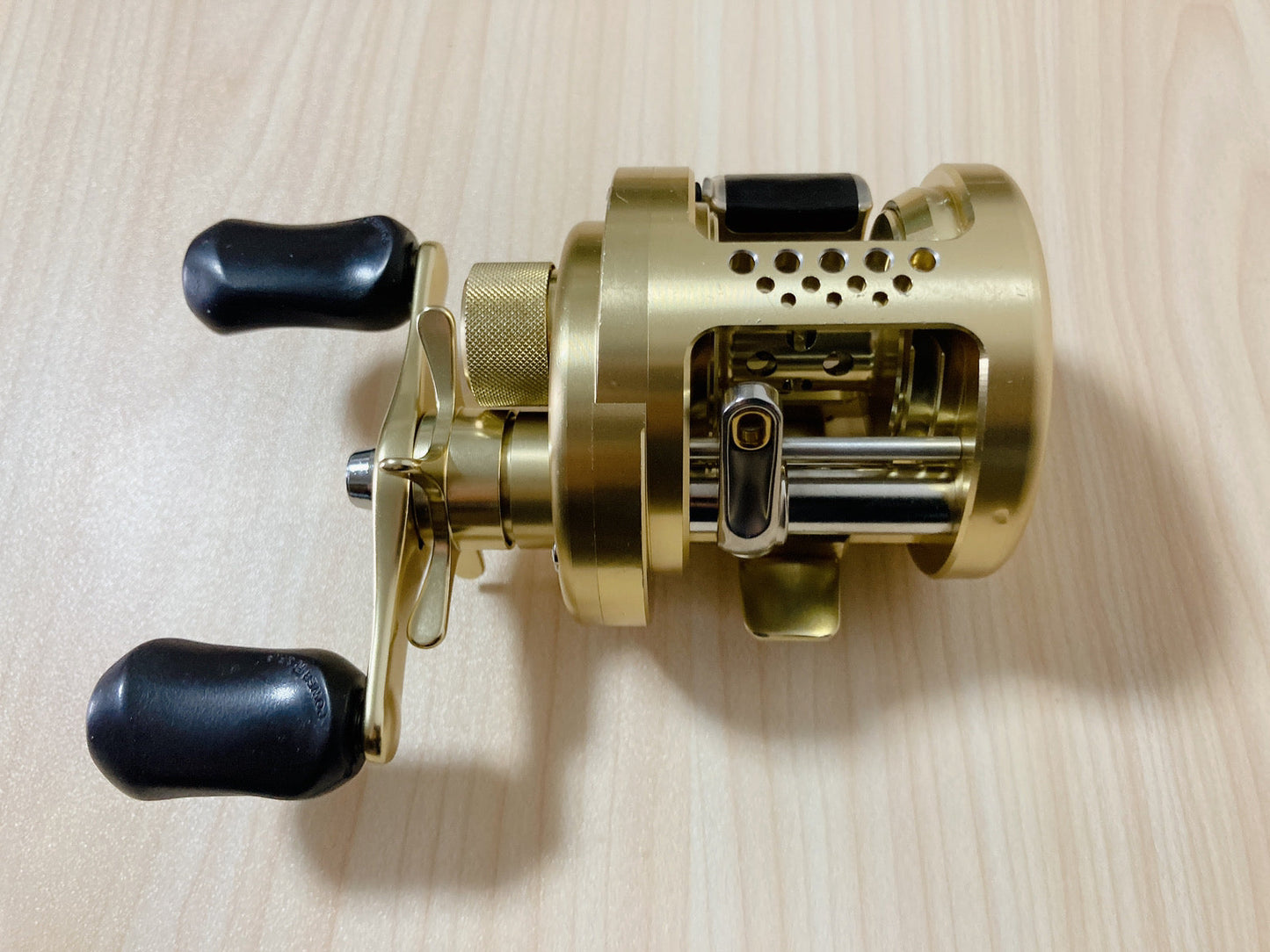 Shimano Baitcasting Reel 01 CALCUTTA CONQUEST 100 Right Fishing Reel #DQ
