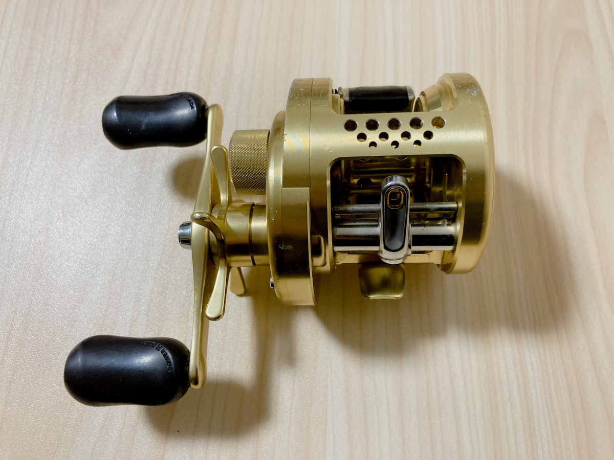 Shimano Baitcasting Reel 00 CALCUTTA CONQUEST 200 Right RH440200 #CR