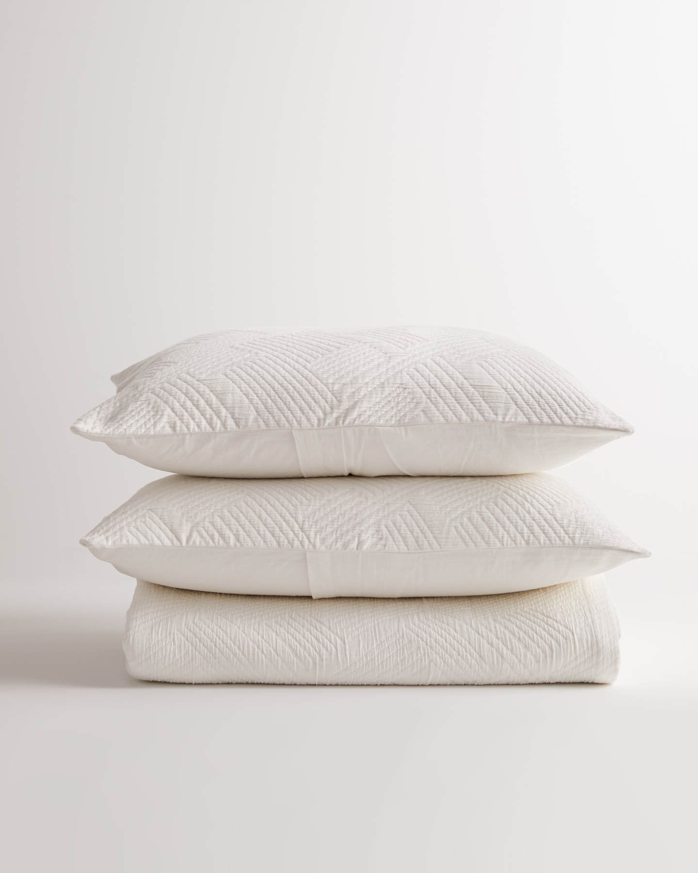 Organic Cotton Matelasse Coverlet Set