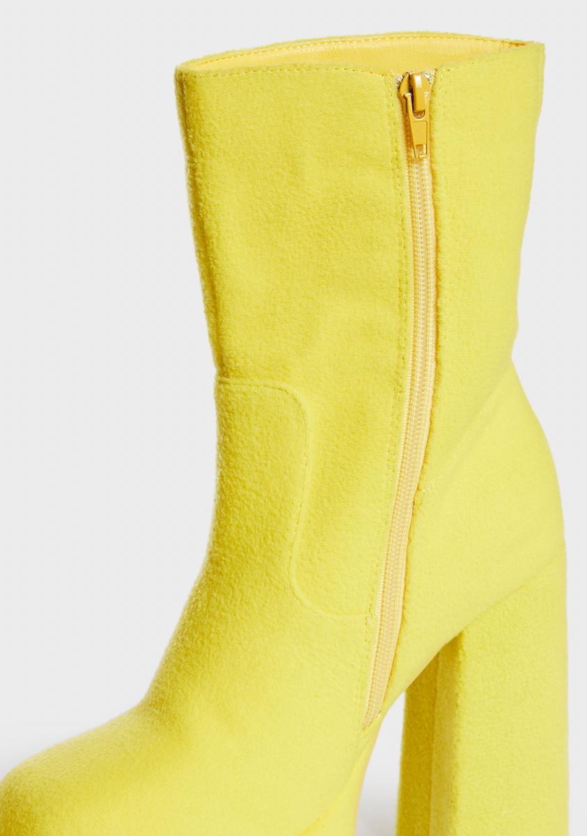 x Teletubbies Yellow Platform Boots