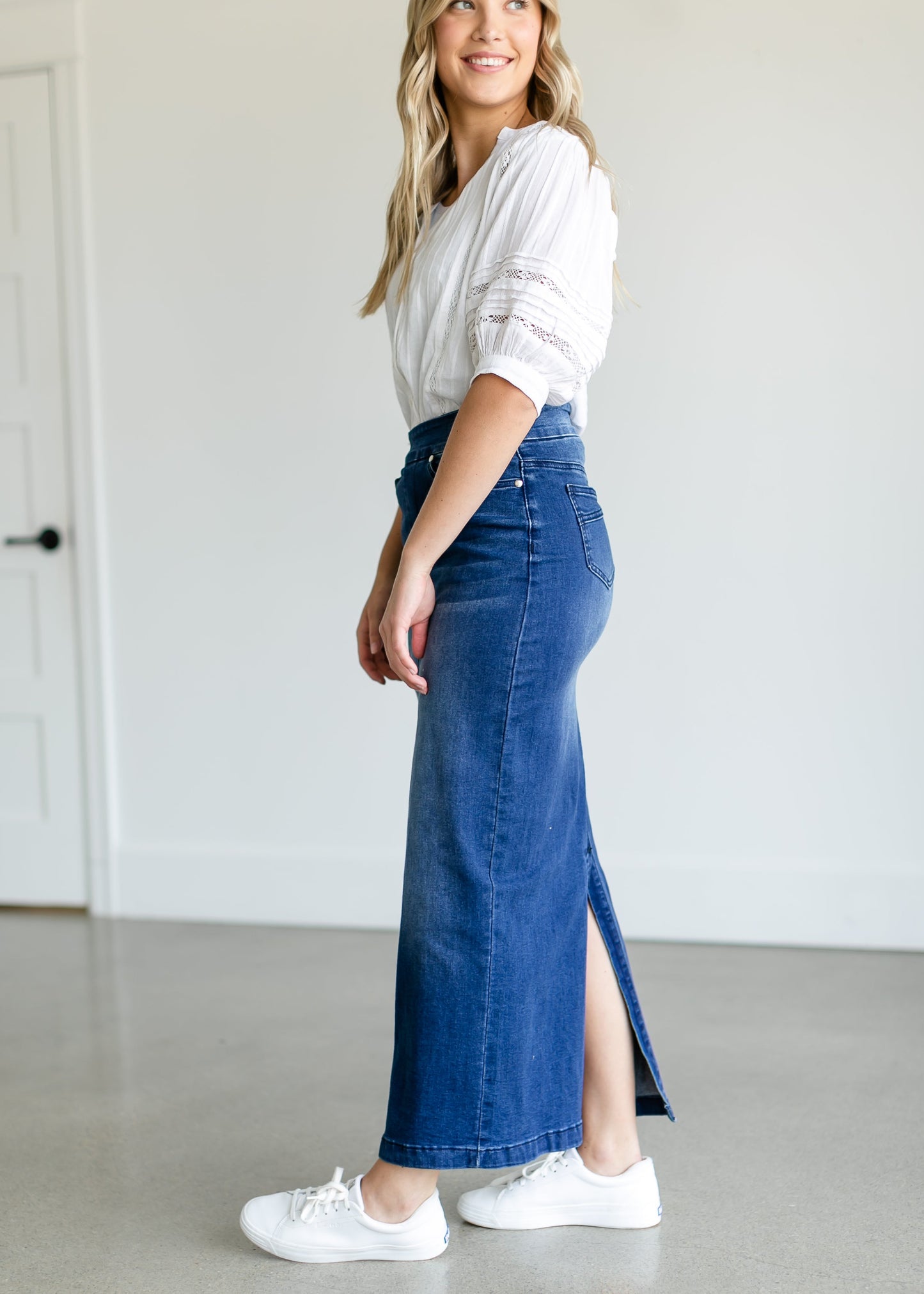 Donna Vintage Wash Long Denim Skirt