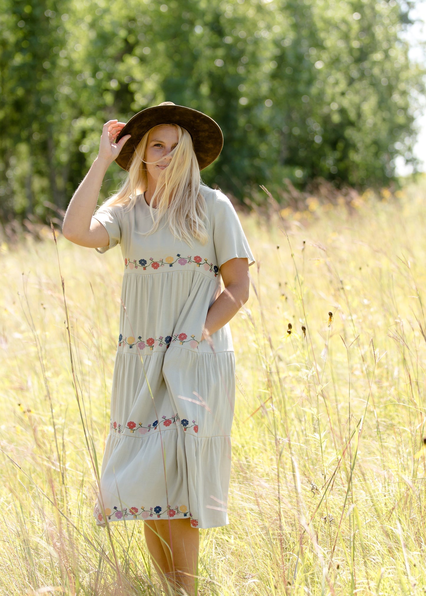 Floral Detail Embroidered Midi Dress