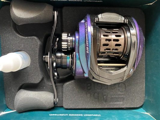 Abu Garcia Baitcasting Reel Revo Ultracast BF8 Right Gear Ratio 8.0:1 IN BOX